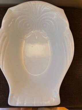 White Ceramic Owl Serving Platter - Elegant Tableware